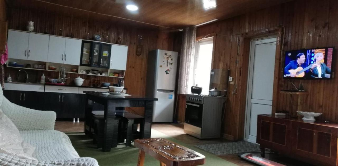 Guesthouse Leno Tsaldashi Екстер'єр фото