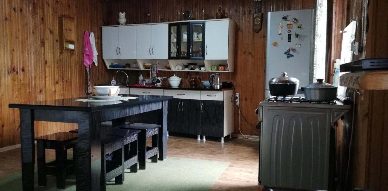 Guesthouse Leno Tsaldashi Екстер'єр фото