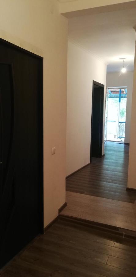 Guesthouse Leno Tsaldashi Екстер'єр фото