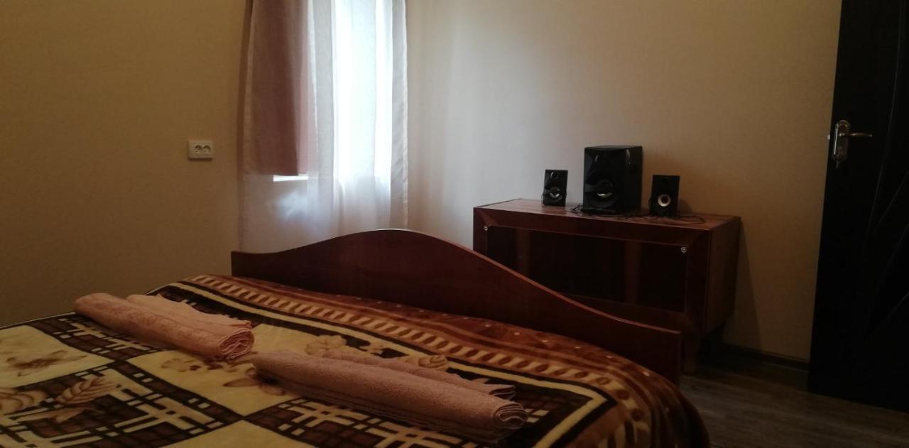 Guesthouse Leno Tsaldashi Екстер'єр фото