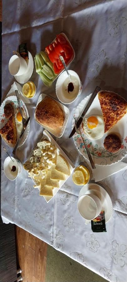 Guesthouse Leno Tsaldashi Екстер'єр фото