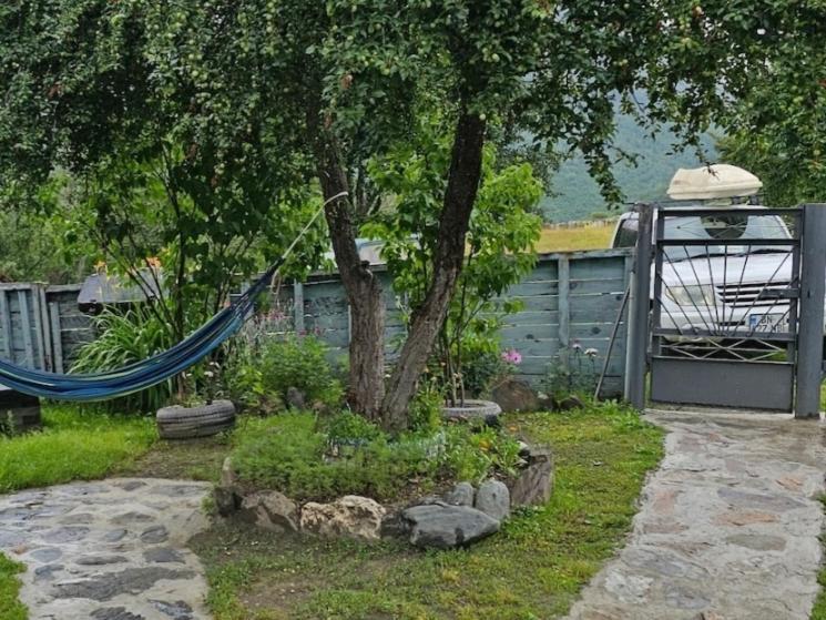 Guesthouse Leno Tsaldashi Екстер'єр фото